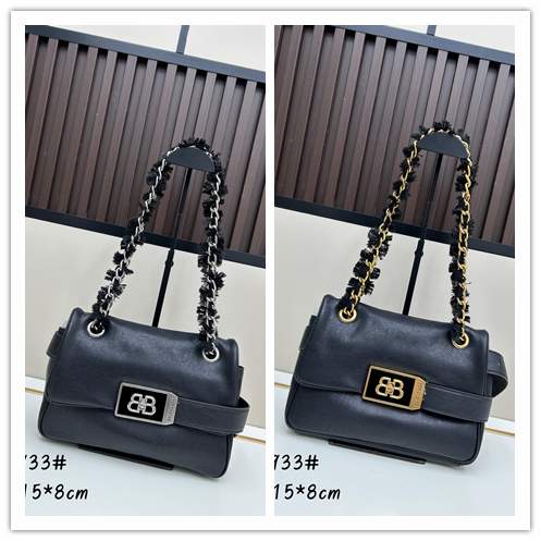 Picture of Balenciaga Handbags _SKUfw191074921fw